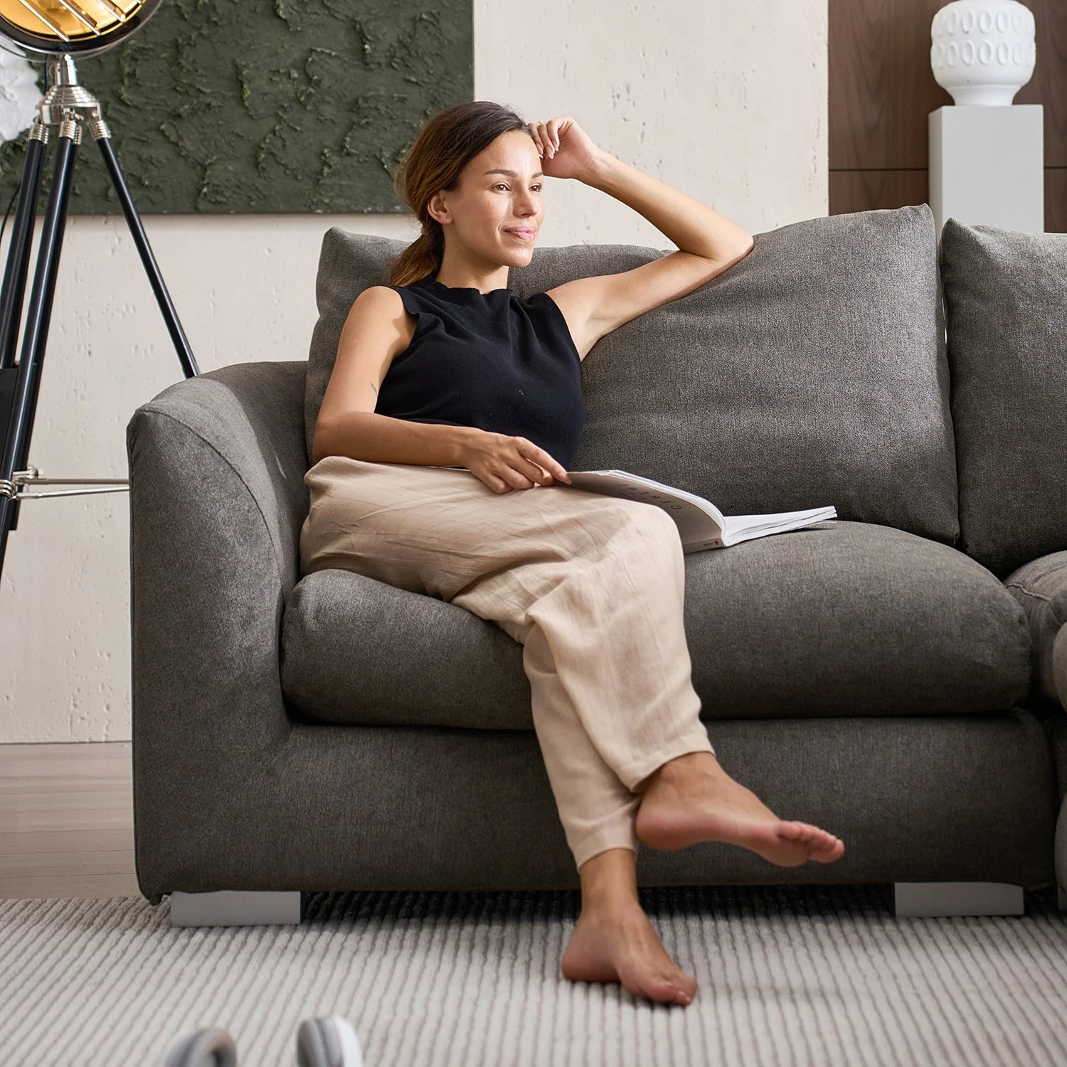 Feathers Sectional - Image 22